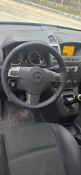 Opel Zafira C - 3000 € / 5867.49 лв. - 23360552 7