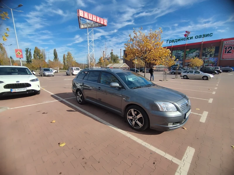 Toyota Avensis, снимка 4 - Автомобили и джипове - 47846850