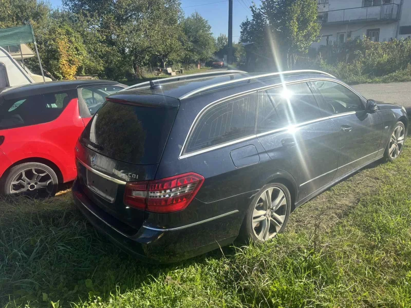 Mercedes-Benz E 250 250, снимка 1 - Автомобили и джипове - 48301180