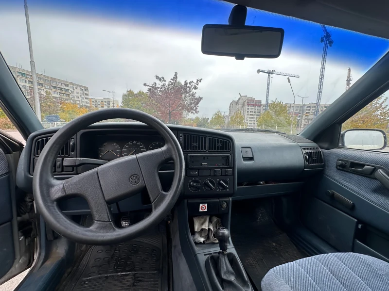 VW Passat, снимка 7 - Автомобили и джипове - 47901376