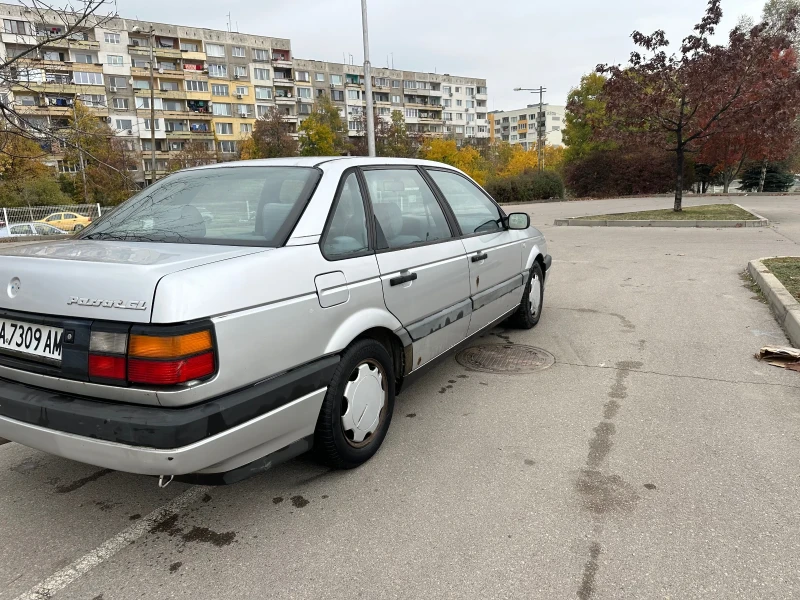 VW Passat, снимка 3 - Автомобили и джипове - 47901376