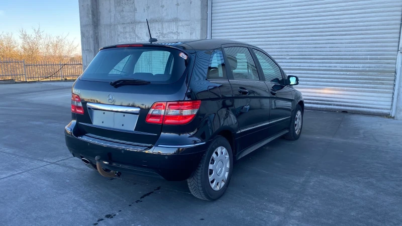 Mercedes-Benz B 180 1.7 i, снимка 4 - Автомобили и джипове - 48090924