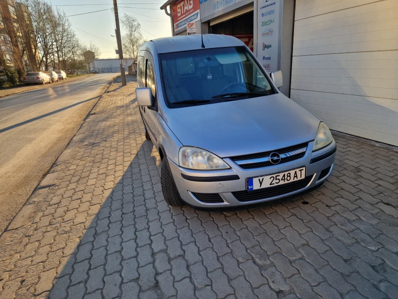 Opel Combo, снимка 1 - Автомобили и джипове - 49388190