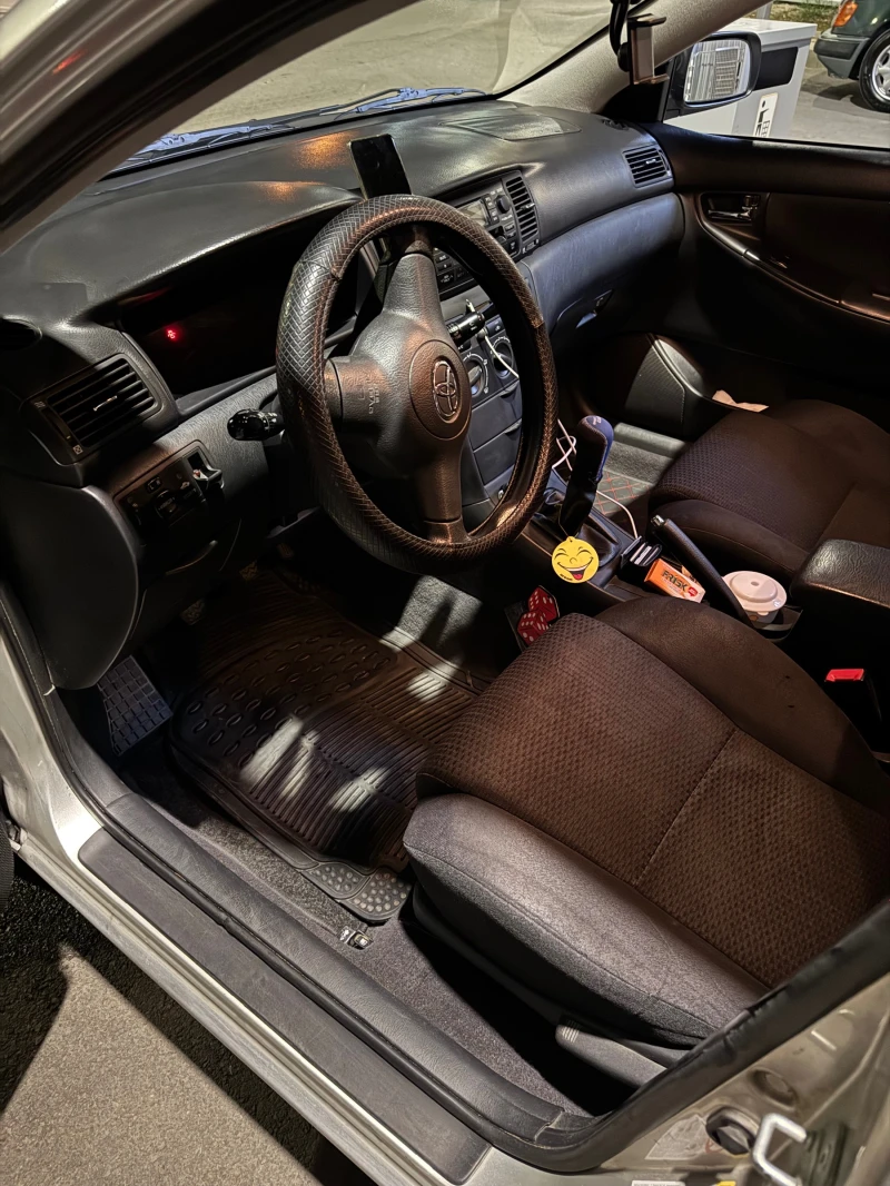 Toyota Corolla, снимка 12 - Автомобили и джипове - 52327284