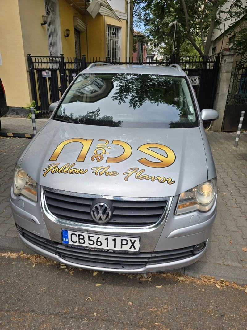 VW Touran, снимка 6 - Автомобили и джипове - 52267133