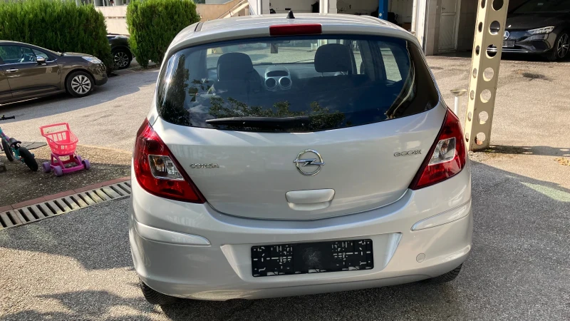 Opel Corsa 1.4, снимка 4 - Автомобили и джипове - 51630915