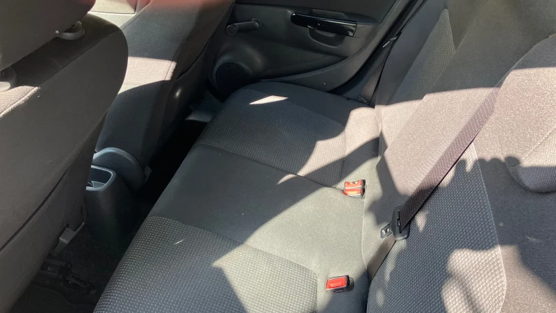 Opel Corsa 1.4, снимка 11 - Автомобили и джипове - 51630915