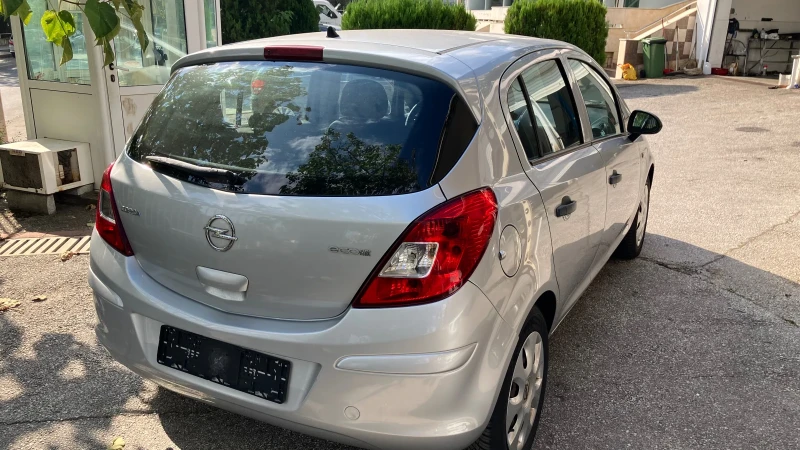 Opel Corsa 1.4, снимка 5 - Автомобили и джипове - 51630915