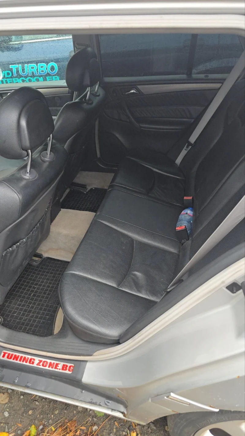 Mercedes-Benz C 270, снимка 8 - Автомобили и джипове - 52503163