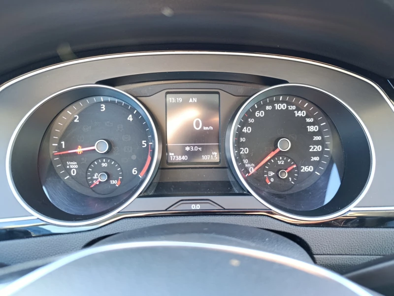 VW Passat 2.0TDI 150kc. Comfortline, снимка 11 - Автомобили и джипове - 53124414