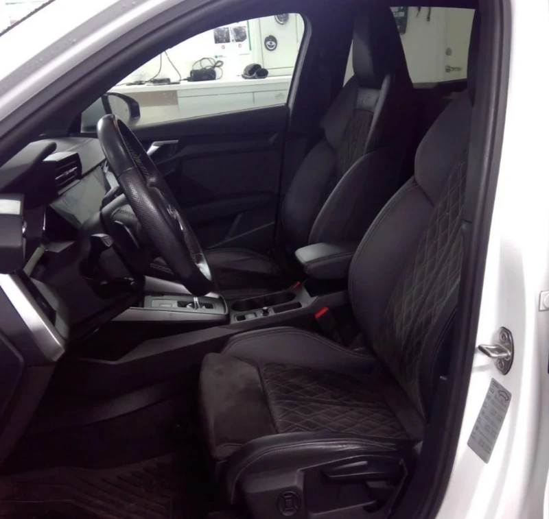 Audi A3 45 TFSI e S-Line.Kamera.Navi.Led, снимка 6 - Автомобили и джипове - 53187812