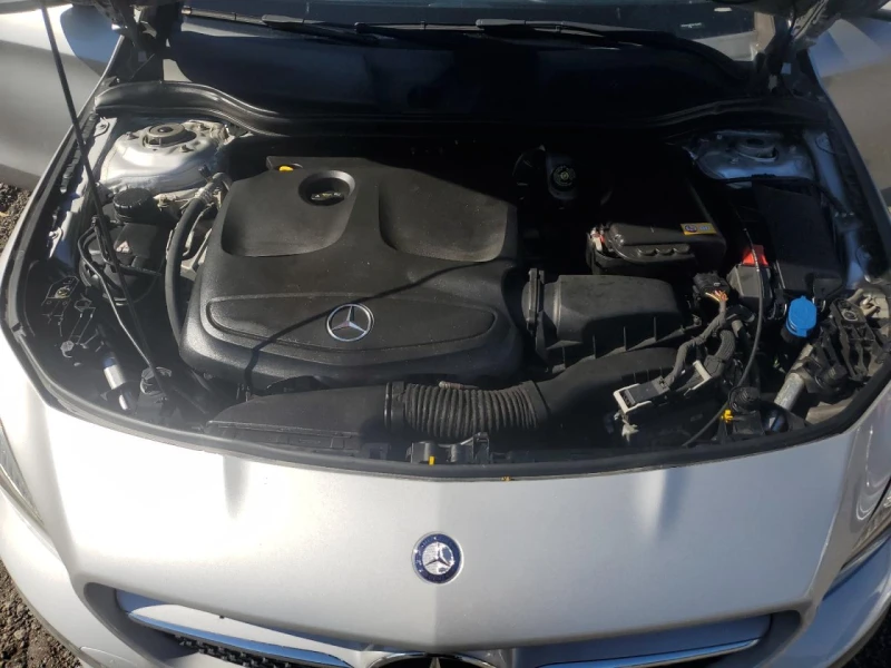 Mercedes-Benz CLA 250 2l, снимка 11 - Автомобили и джипове - 53262467