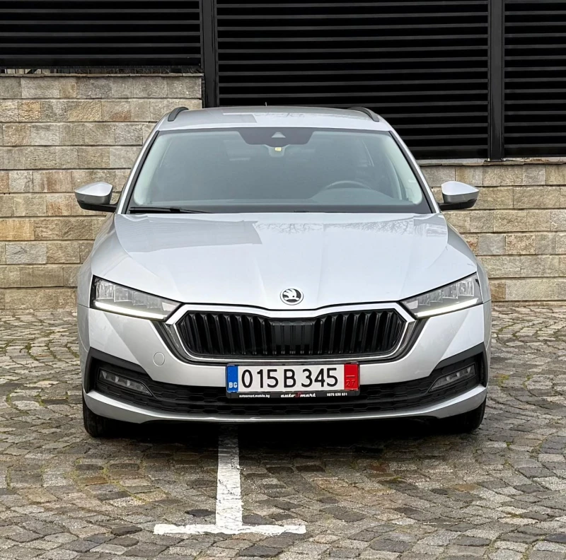 Skoda Octavia 2.0 TDI Automatic_DSG Digital_Cockpit, снимка 3 - Автомобили и джипове - 53273613
