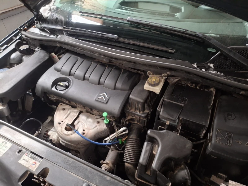 Citroen C4 1.4 2008, снимка 11 - Автомобили и джипове - 53417507