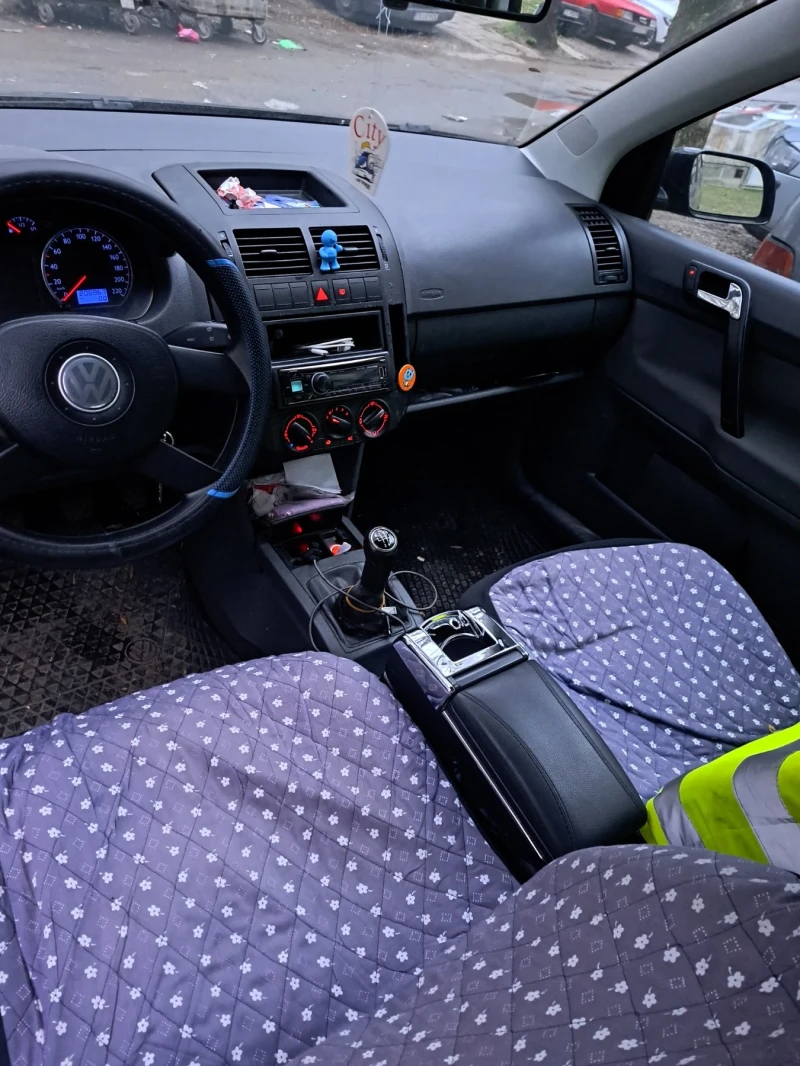 VW Polo, снимка 6 - Автомобили и джипове - 53480979