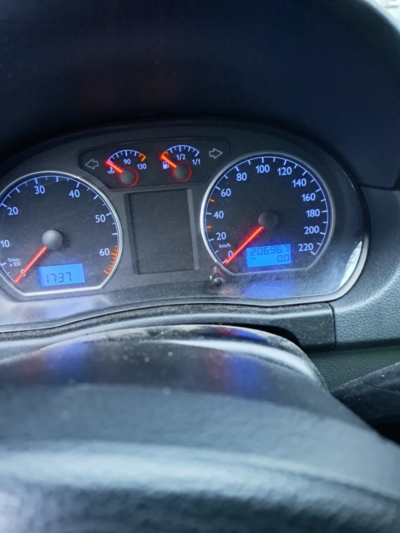 VW Polo, снимка 2 - Автомобили и джипове - 53480979