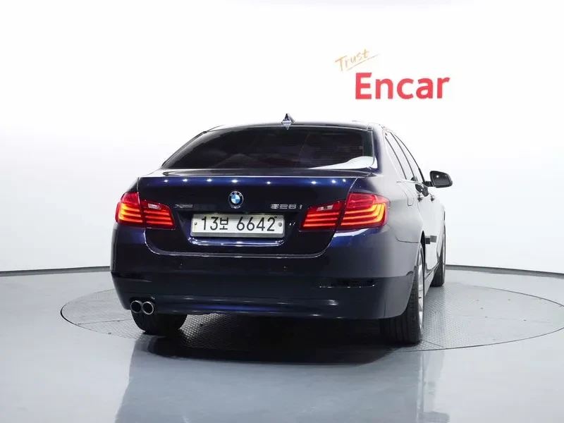 BMW 528 i, снимка 4 - Автомобили и джипове - 54591891