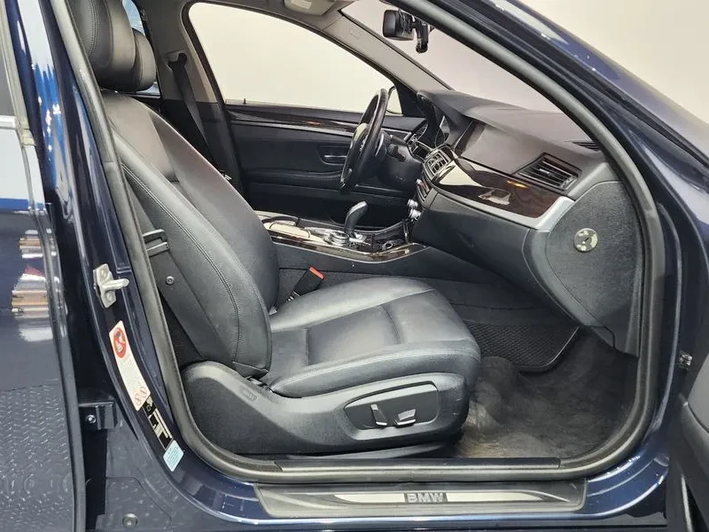 BMW 528 i, снимка 11 - Автомобили и джипове - 54591891