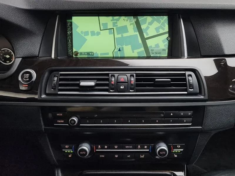 BMW 528 i, снимка 15 - Автомобили и джипове - 54591891