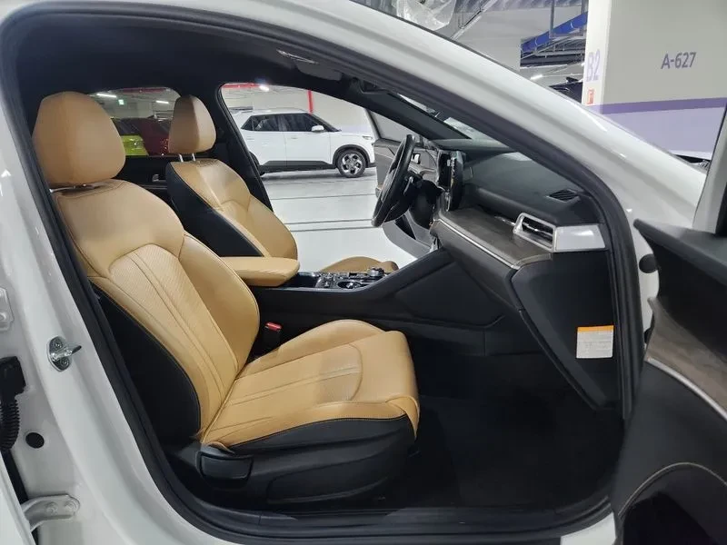 Kia K5 2.0 Hybrid Noblesse - САМО 30% АВАНС!, снимка 11 - Автомобили и джипове - 55991727
