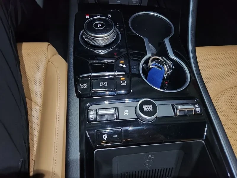 Kia K5 2.0 Hybrid Noblesse - САМО 30% АВАНС!, снимка 16 - Автомобили и джипове - 55991727
