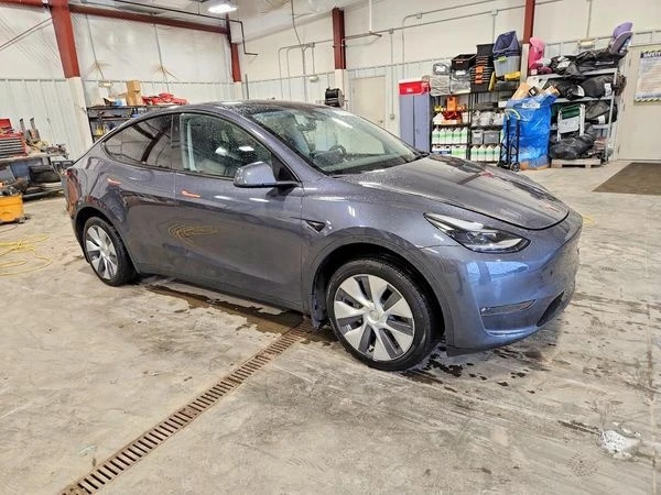 Tesla Model Y, снимка 5 - Автомобили и джипове - 56082615