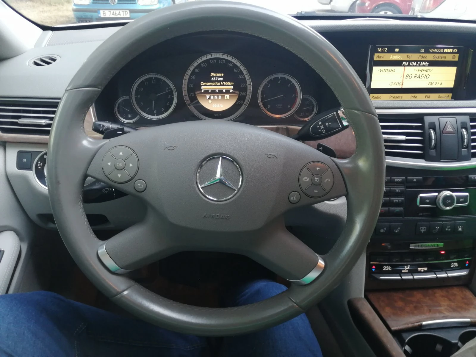 Mercedes-Benz E 350  - изображение 5
