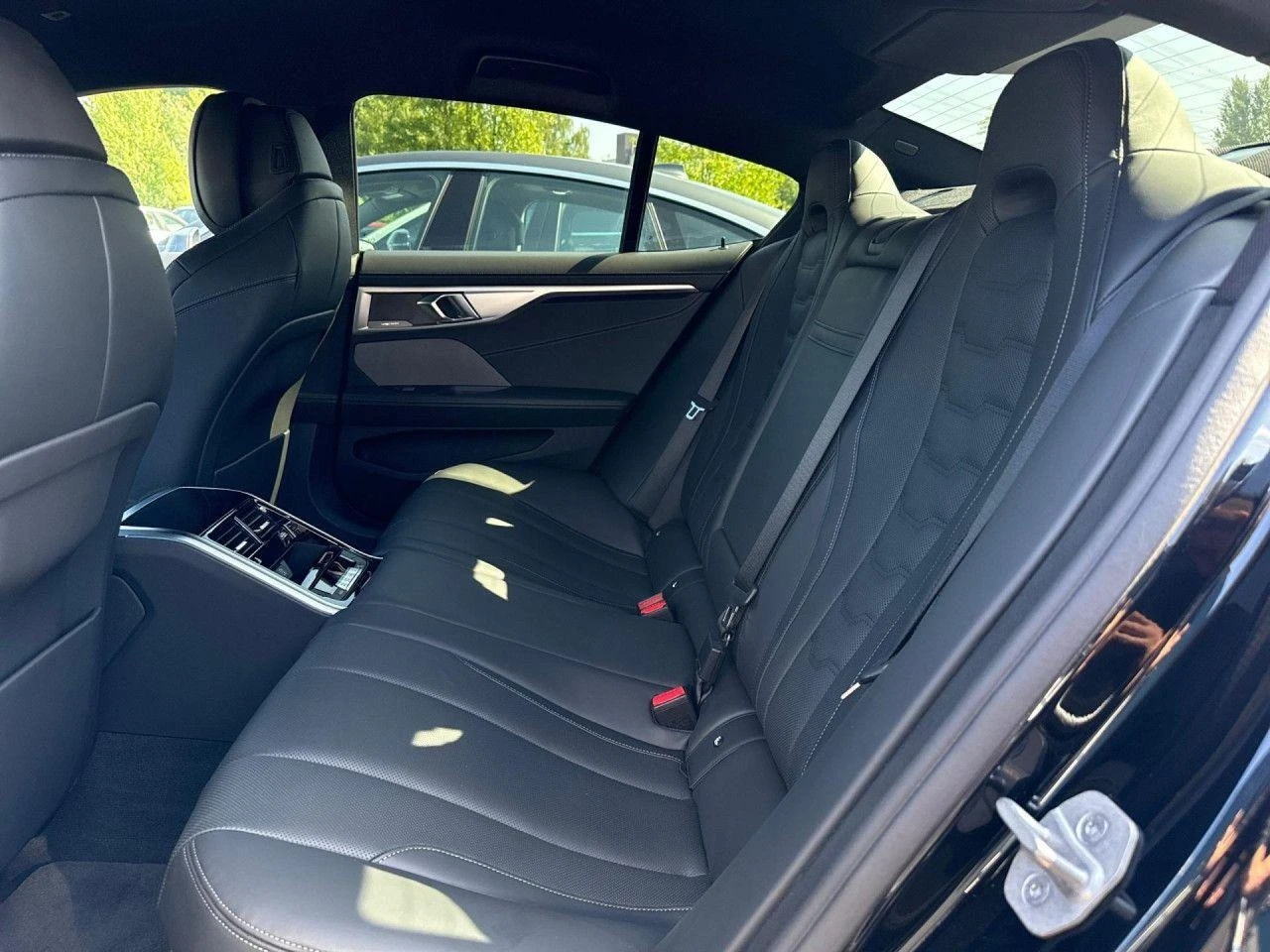 BMW 850 M850i/xDrive/GRAN COUPE/LASER/H&K/360/HEAD UP/ | Mobile.bg   11