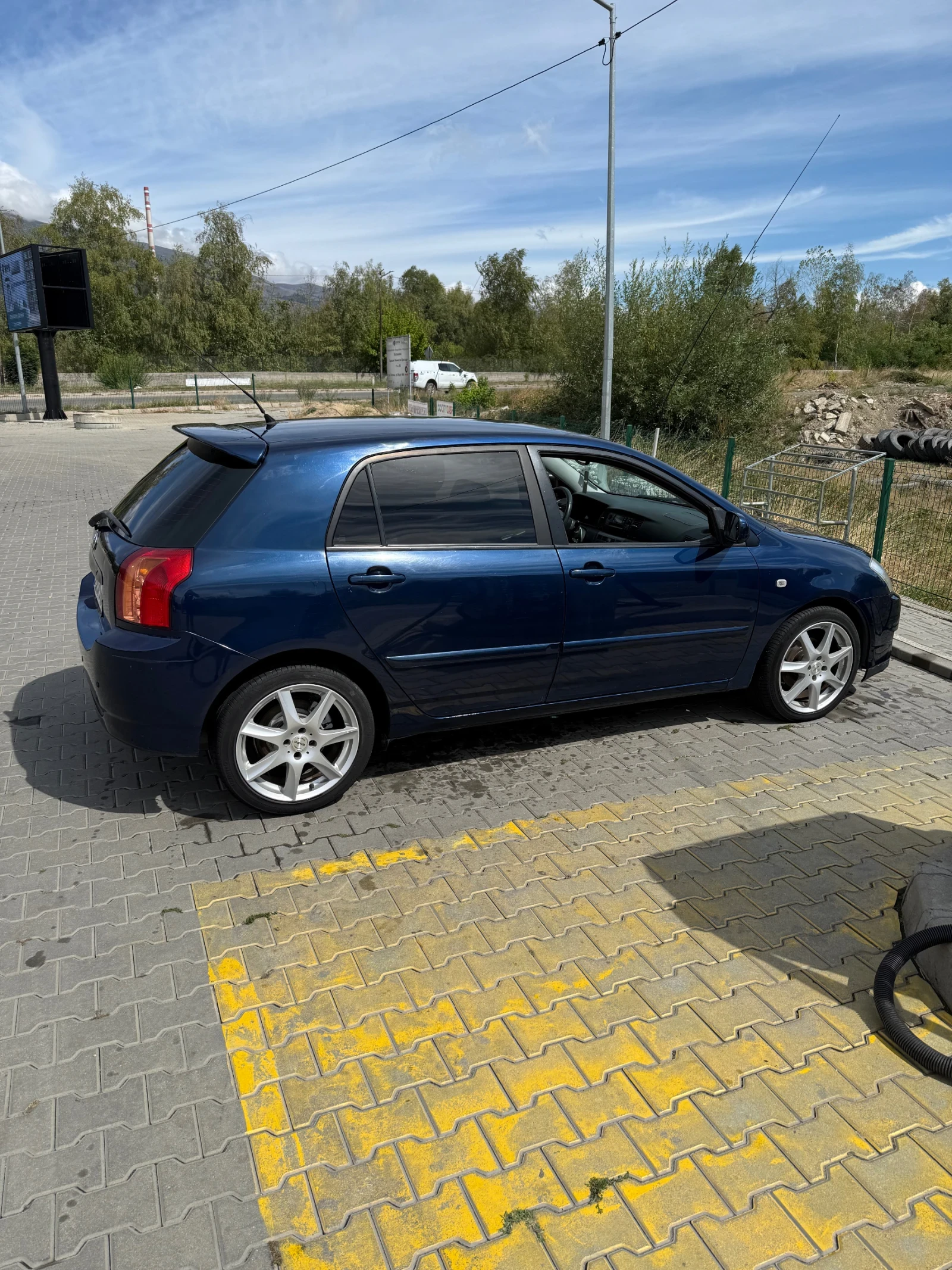 Toyota Corolla  - изображение 3