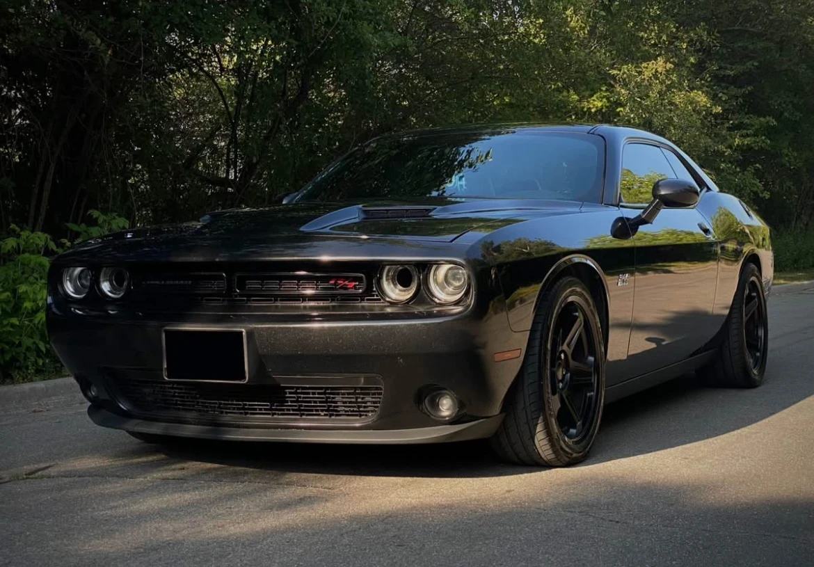 Dodge Challenger RT * * CARFAX * * АВТО КРЕДИТ * *  - изображение 3