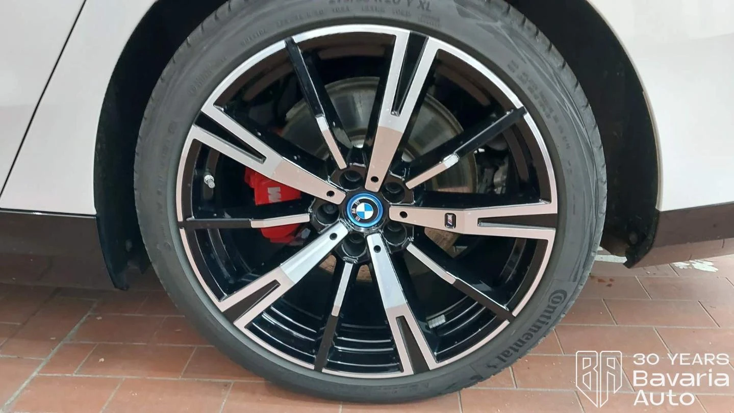 BMW i5 40 eDrive Touring M Sport Paket  | Mobile.bg   17