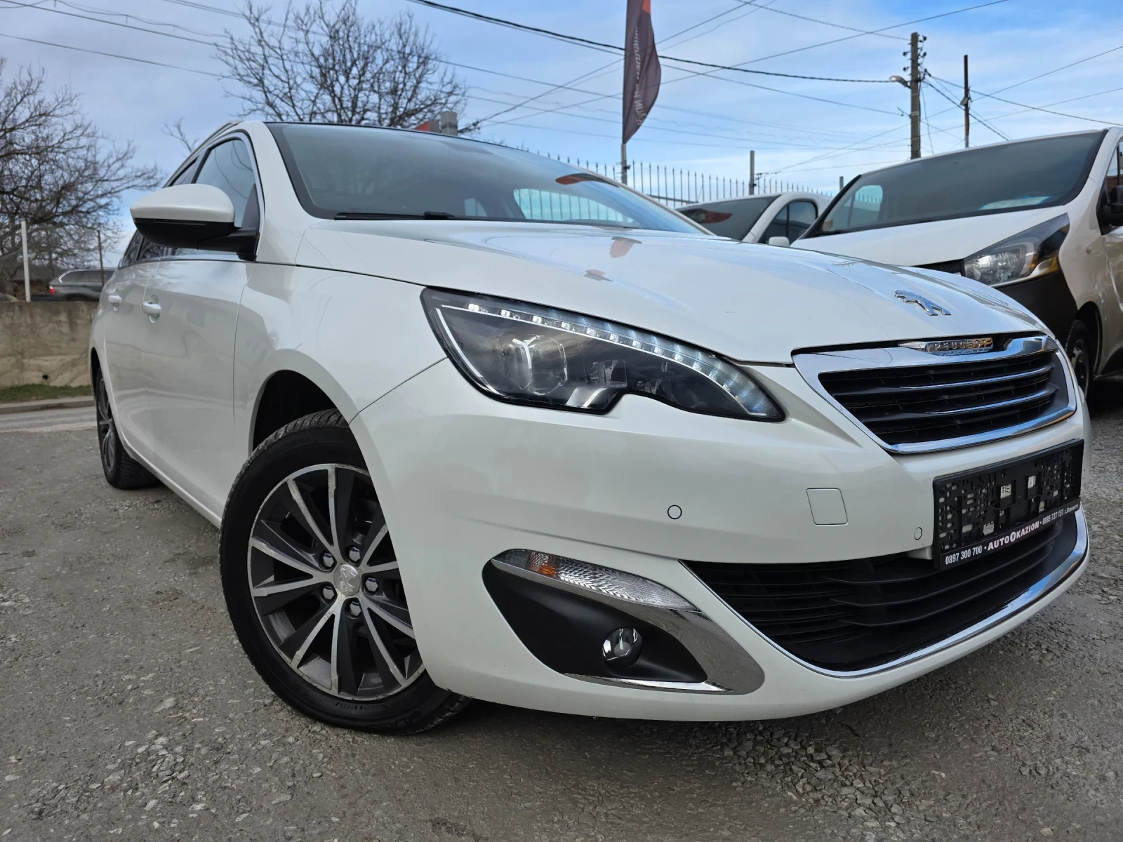 Peugeot 308 1.2i Панорама Автоматик Камера - изображение 3