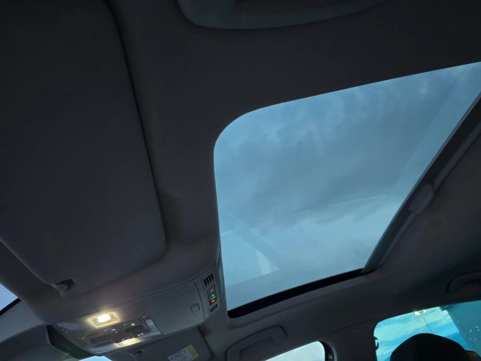 VW Passat 2.0 TDI | Mobile.bg � ����������� 11