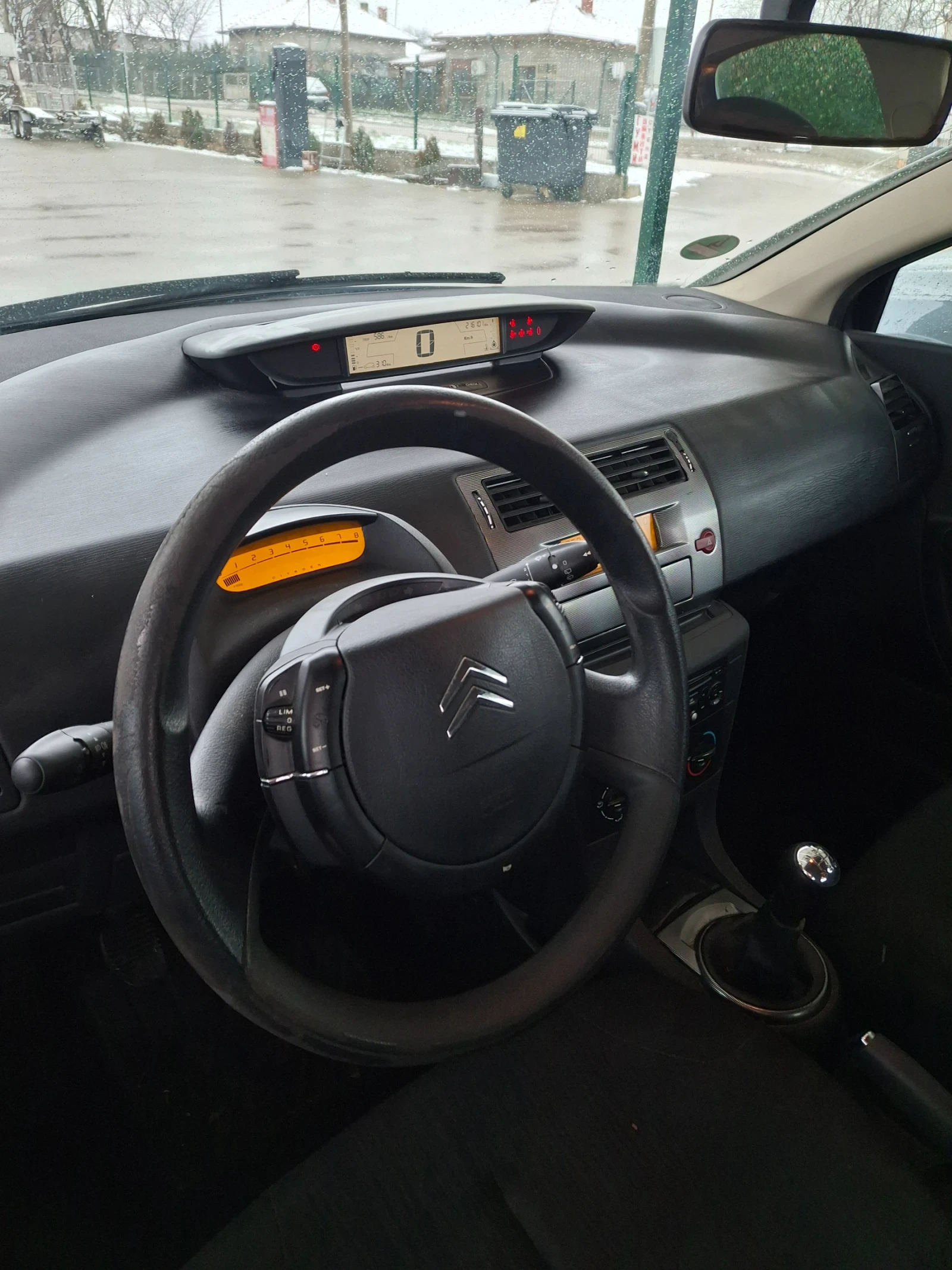 Citroen C4 1.4 2008 - изображение 7