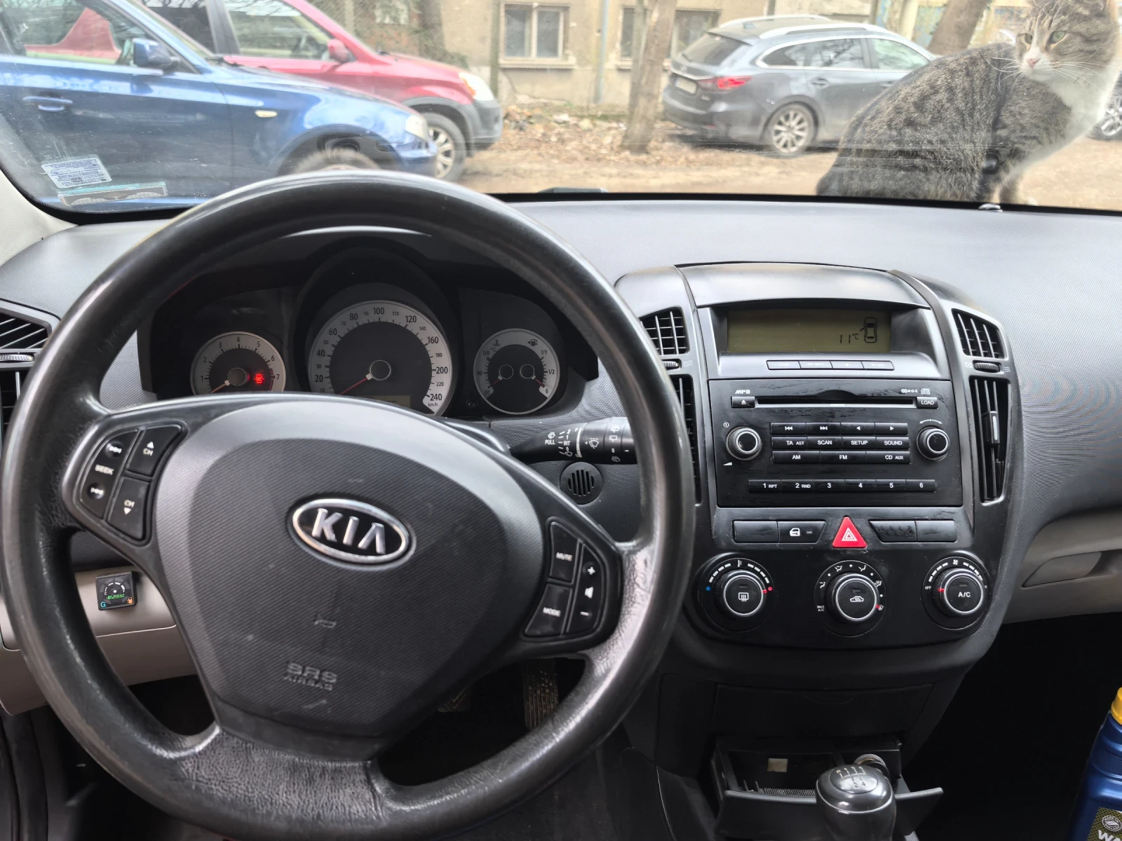 Kia Ceed, снимка 2 - Автомобили и джипове - 53963317