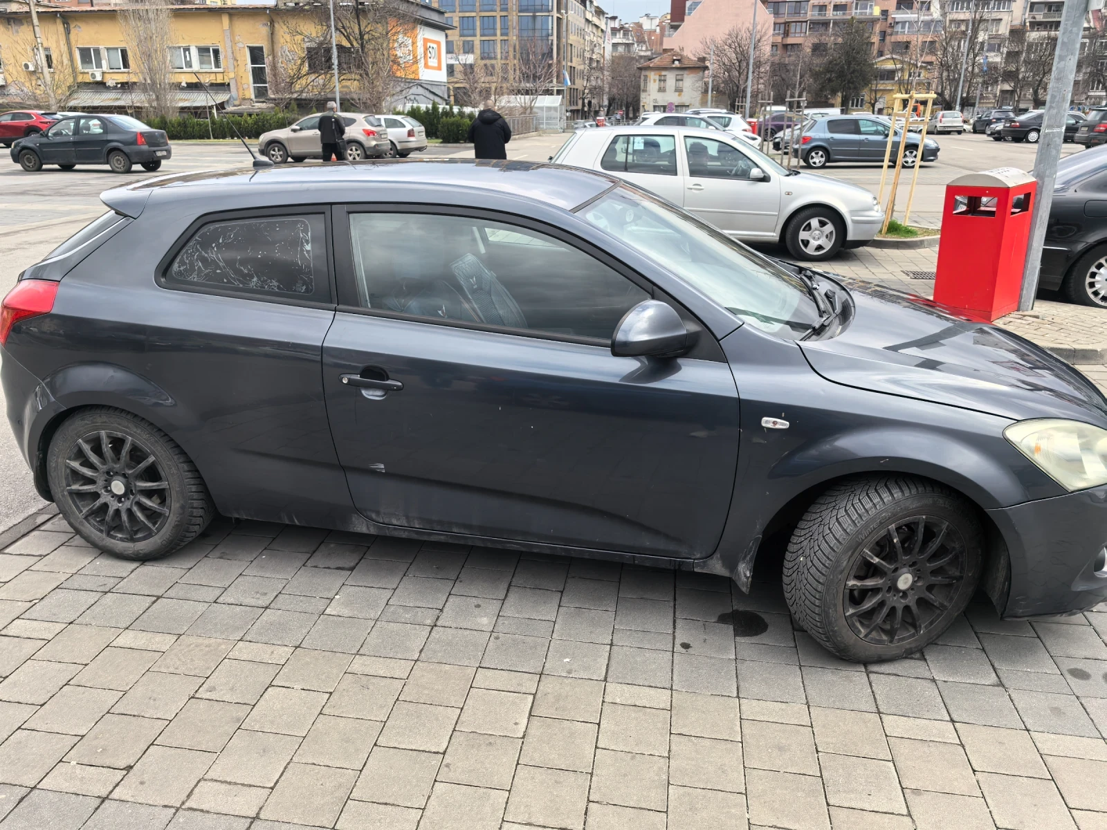 Kia Ceed, снимка 7 - Автомобили и джипове - 53963317