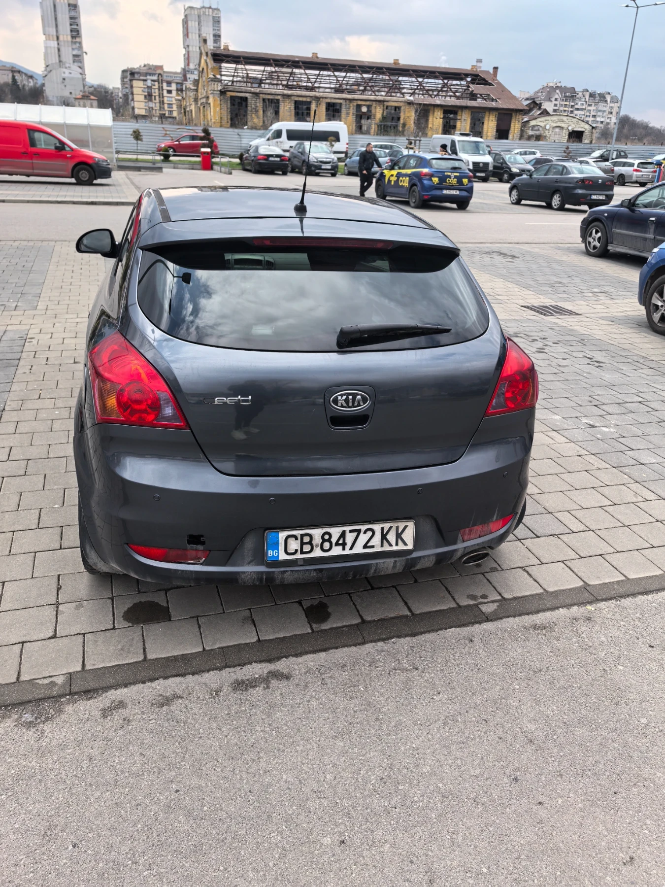 Kia Ceed, снимка 4 - Автомобили и джипове - 53963317