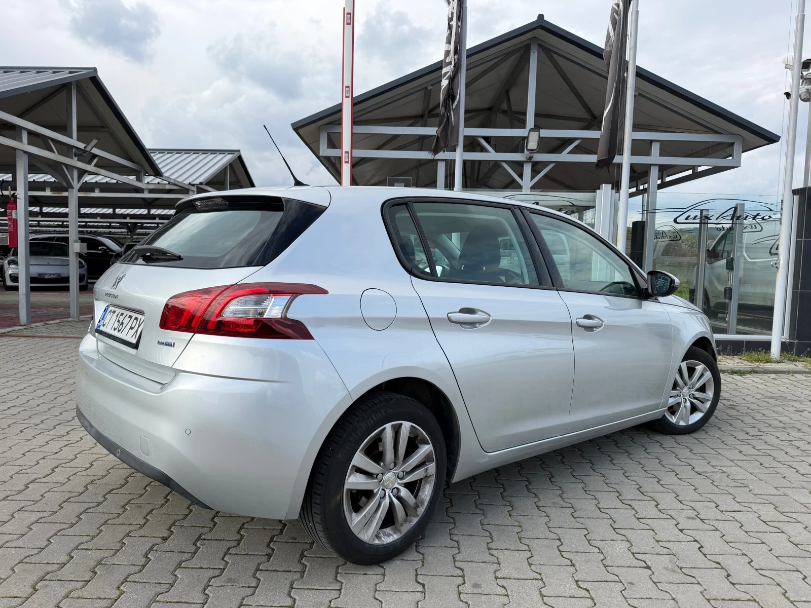 Peugeot 308 1.6HDI#NAVI#АВТОПИЛОТ#НАПЪЛНО ОБСЛУЖЕН ДВГ#ПЕРФЕКТ, снимка 5 - Автомобили и джипове - 54045685