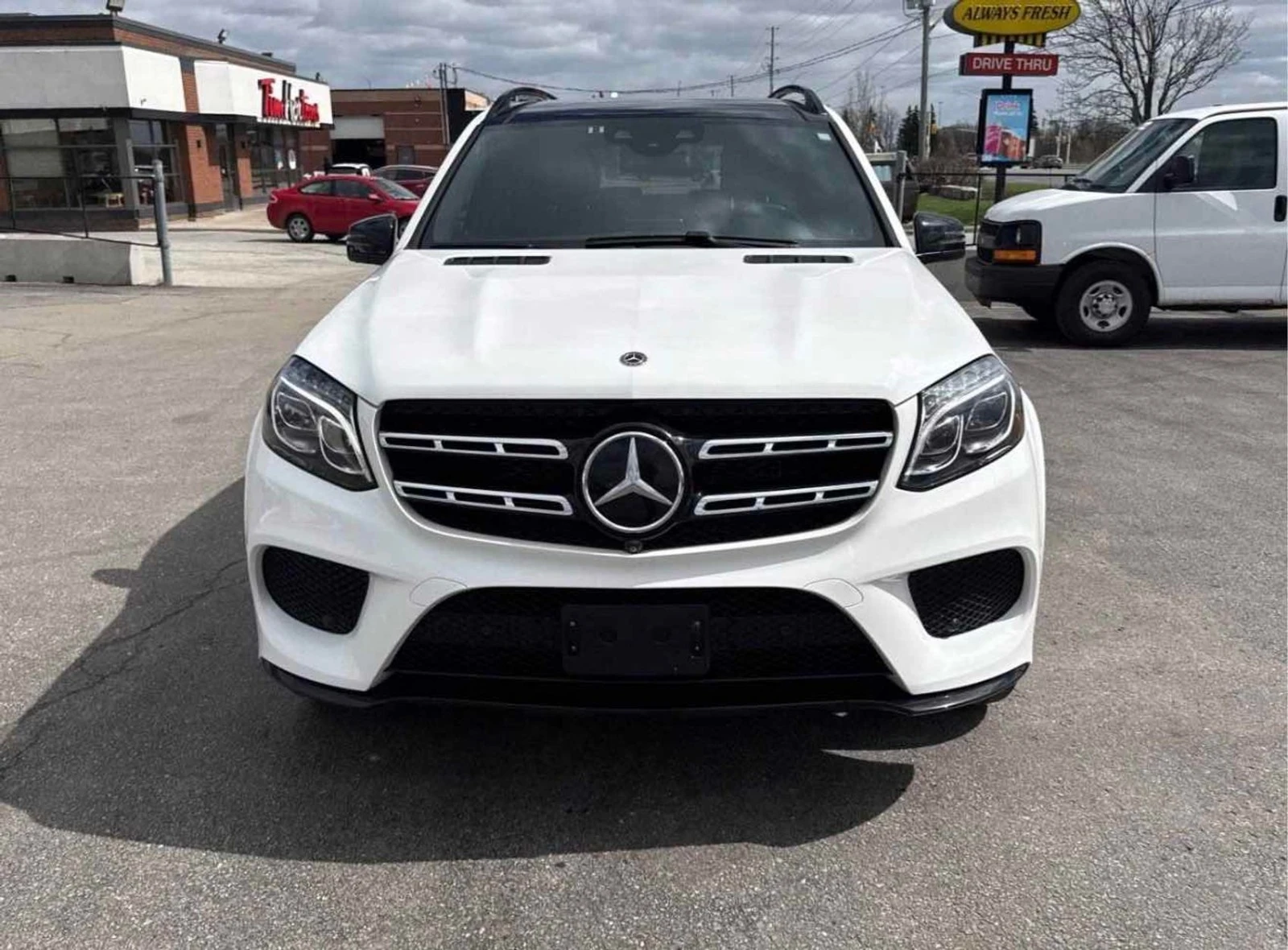 Mercedes-Benz GLS 450 AWD * АвтоКредит* (ЦЕНА ДО БГ), снимка 4 - Автомобили и джипове - 54528551
