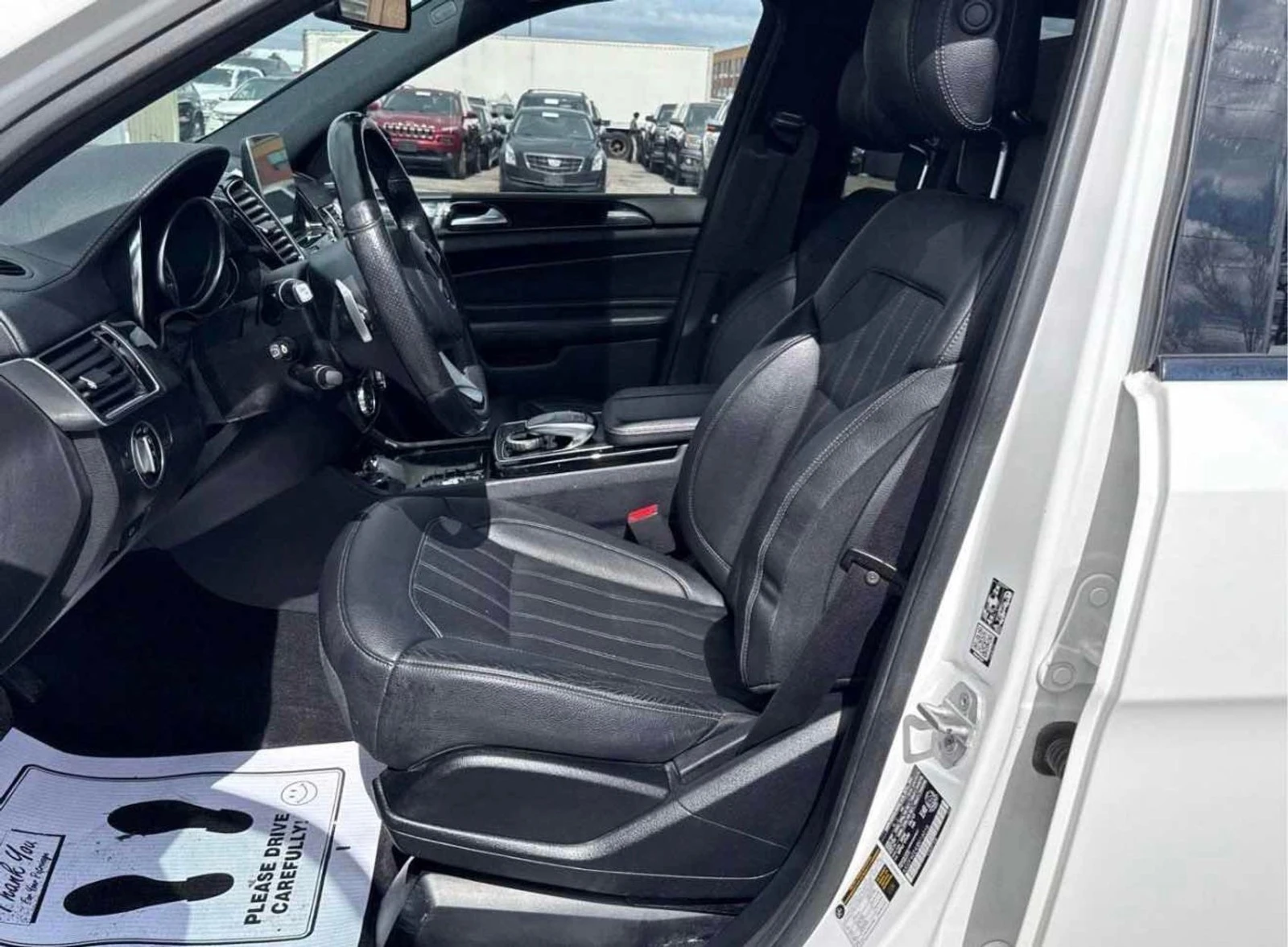 Mercedes-Benz GLS 450 AWD * АвтоКредит* (ЦЕНА ДО БГ), снимка 10 - Автомобили и джипове - 54528551