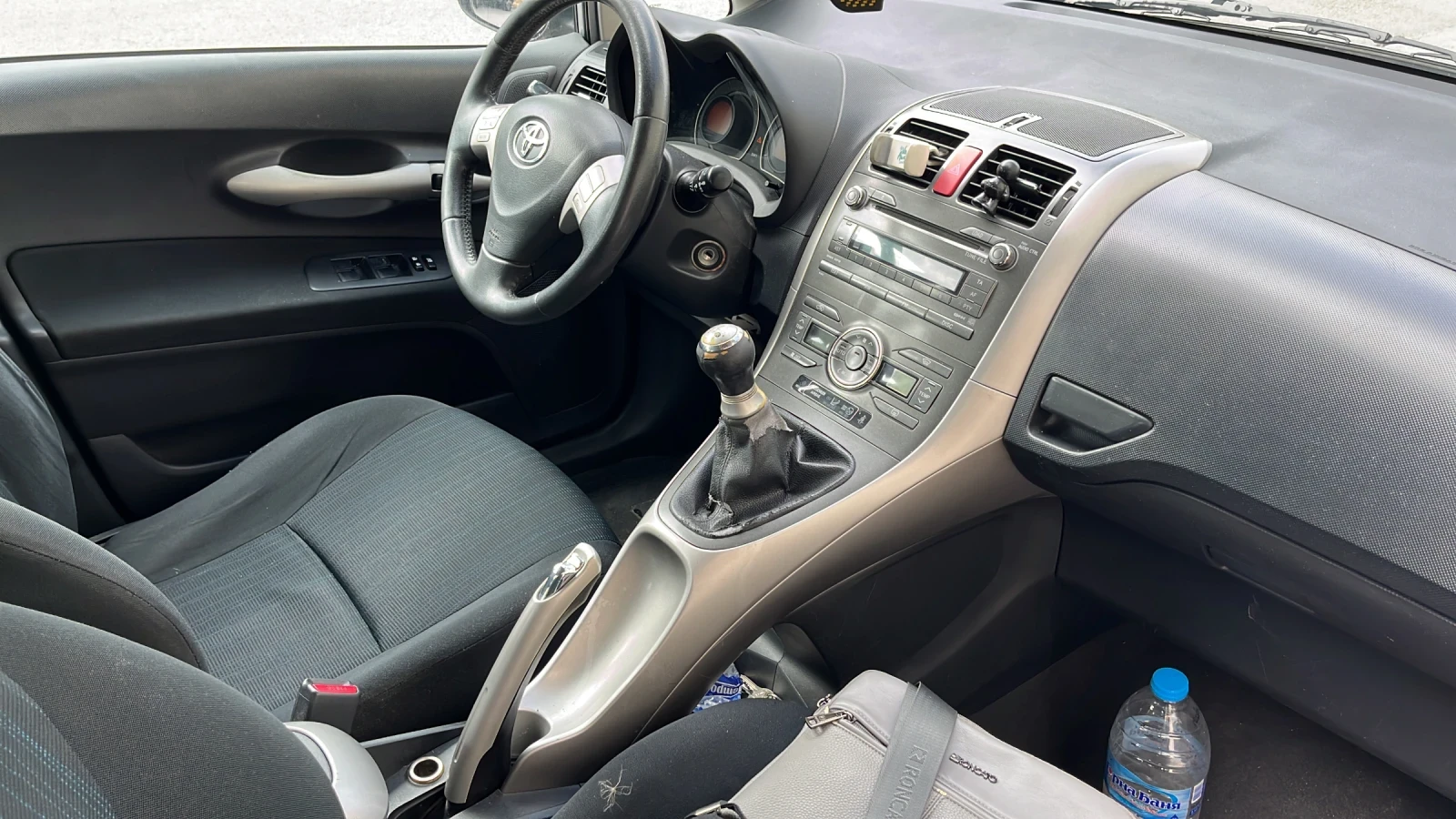 Toyota Auris | Mobile.bg � ����������� 10