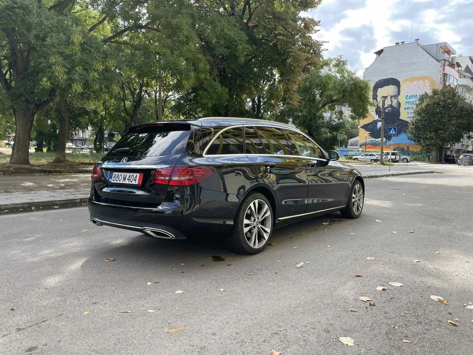 Mercedes-Benz C 300 e Airmatic Burmester Distronic+ Plug-in Hybrid, снимка 6 - Автомобили и джипове - 56054083