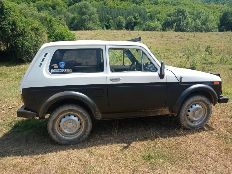 Lada Niva, снимка 3 - Автомобили и джипове - 49262207