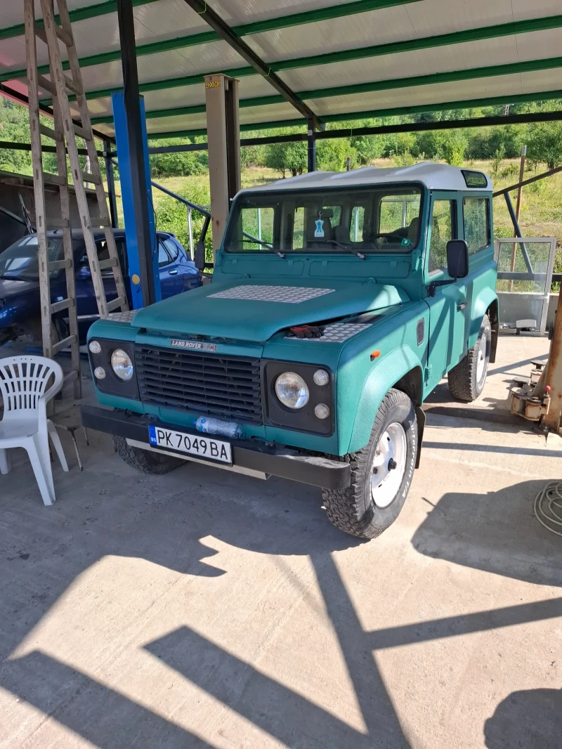 Land Rover Defender 2.5 TD, снимка 3 - Автомобили и джипове - 51150952
