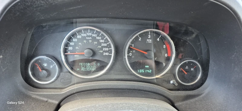 Jeep Compass 2.2 D 4x4 Evro 5, снимка 11 - Автомобили и джипове - 52918312