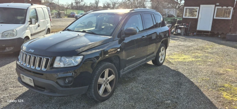 Jeep Compass 2.2 D 4x4 Evro 5, снимка 3 - Автомобили и джипове - 52918312