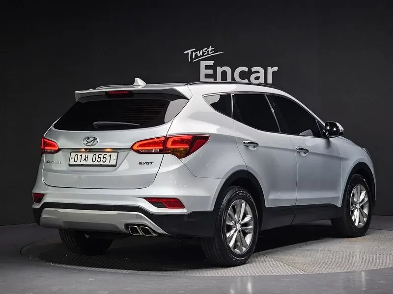 Hyundai Santa fe 2.0 , снимка 2 - Автомобили и джипове - 54256618