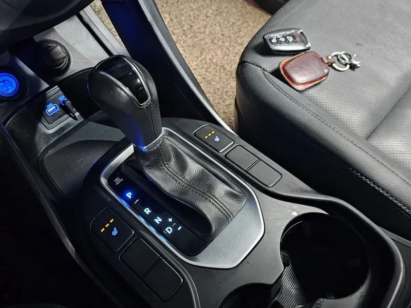 Hyundai Santa fe 2.0 , снимка 9 - Автомобили и джипове - 54256618