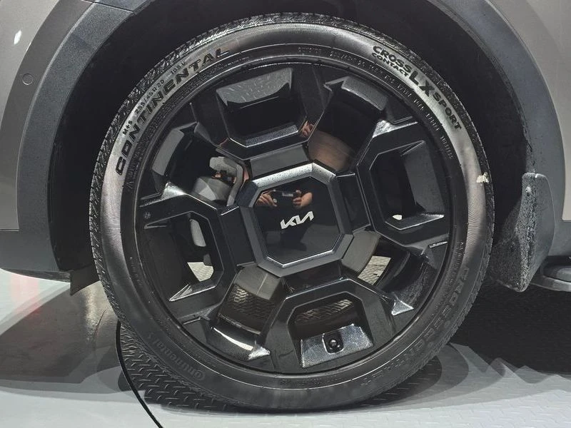 Kia Sorento 2.5T AWD* GRAVITY* FULL, снимка 5 - Автомобили и джипове - 54659611