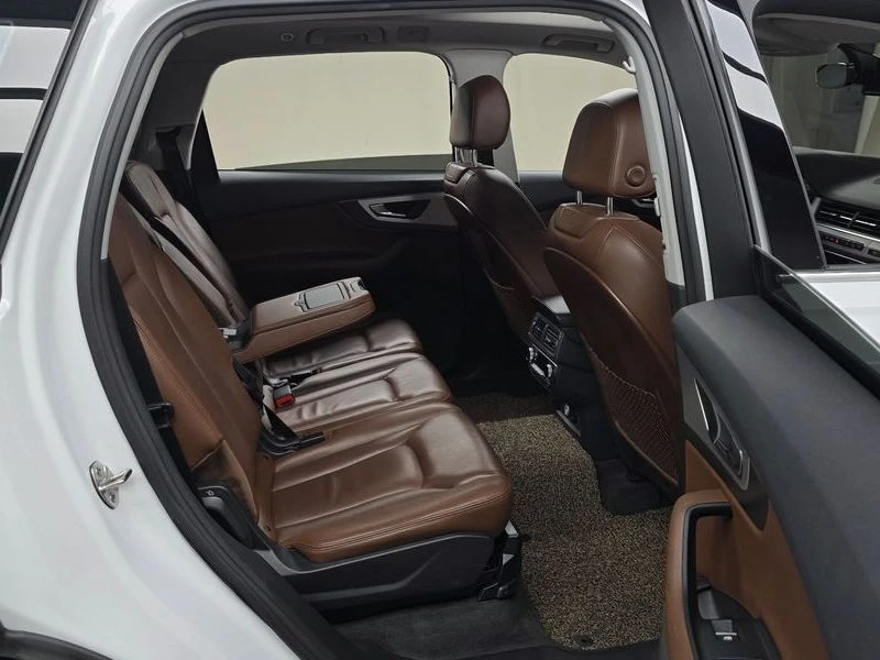 Audi Q7 2.0 CYM Automatic, снимка 15 - Автомобили и джипове - 55462851